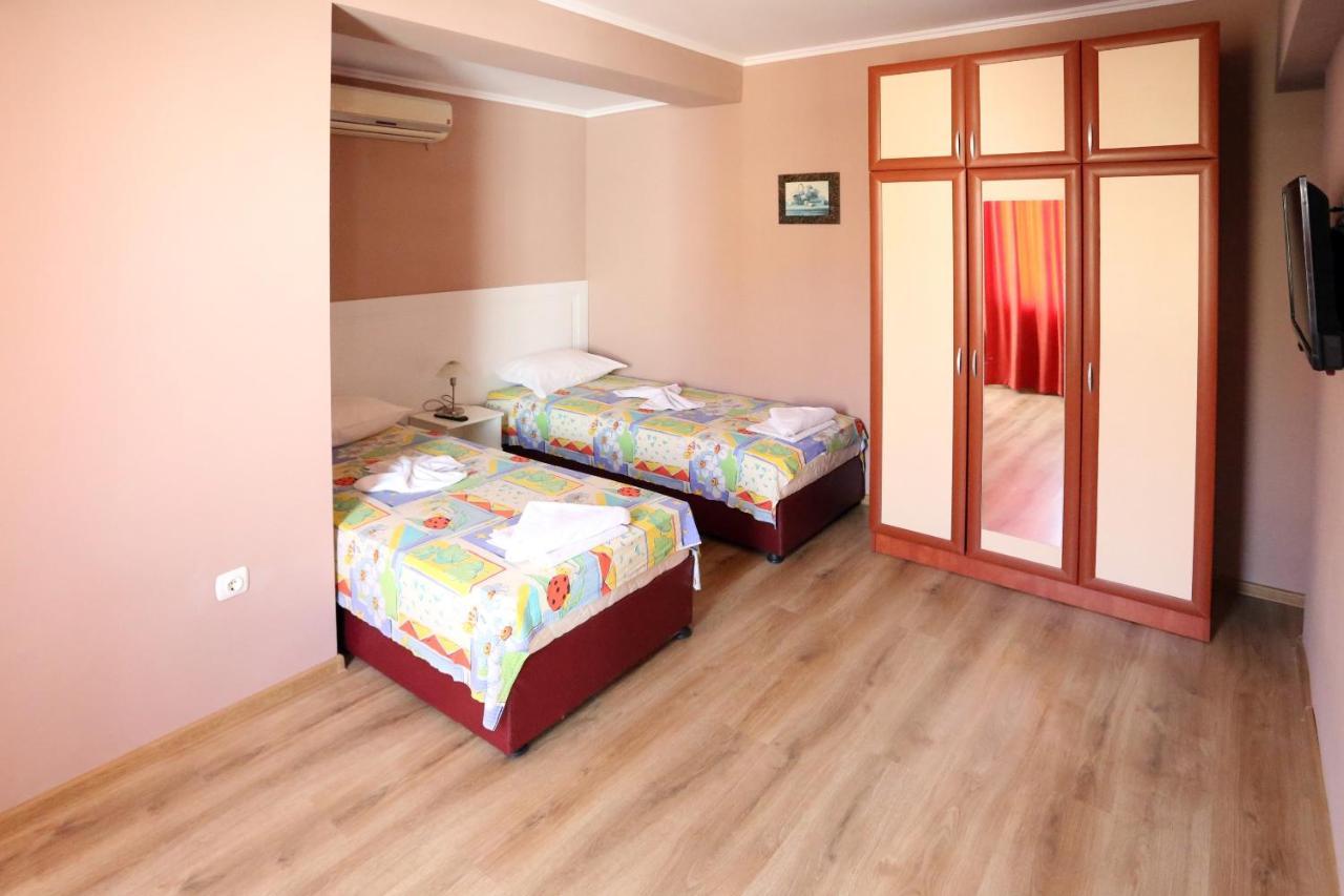 Apartments Dani เปาโมเรีย ภายนอก รูปภาพ