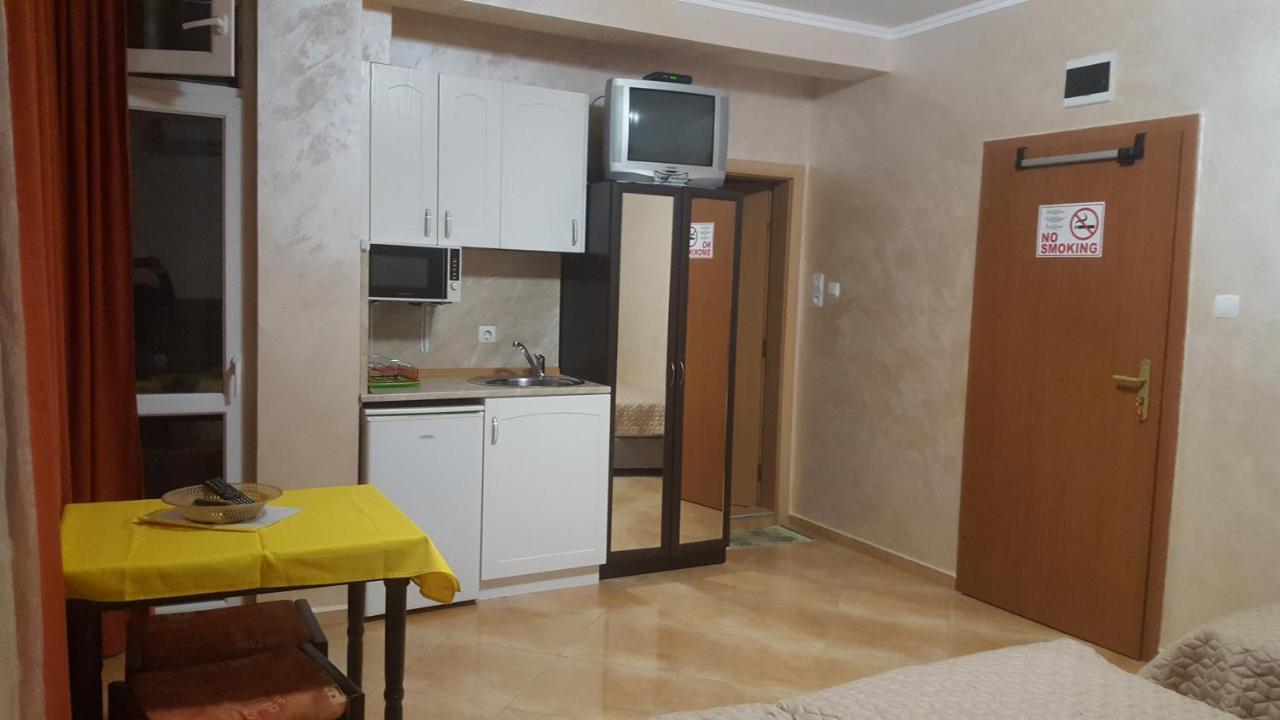 Apartments Dani เปาโมเรีย ภายนอก รูปภาพ