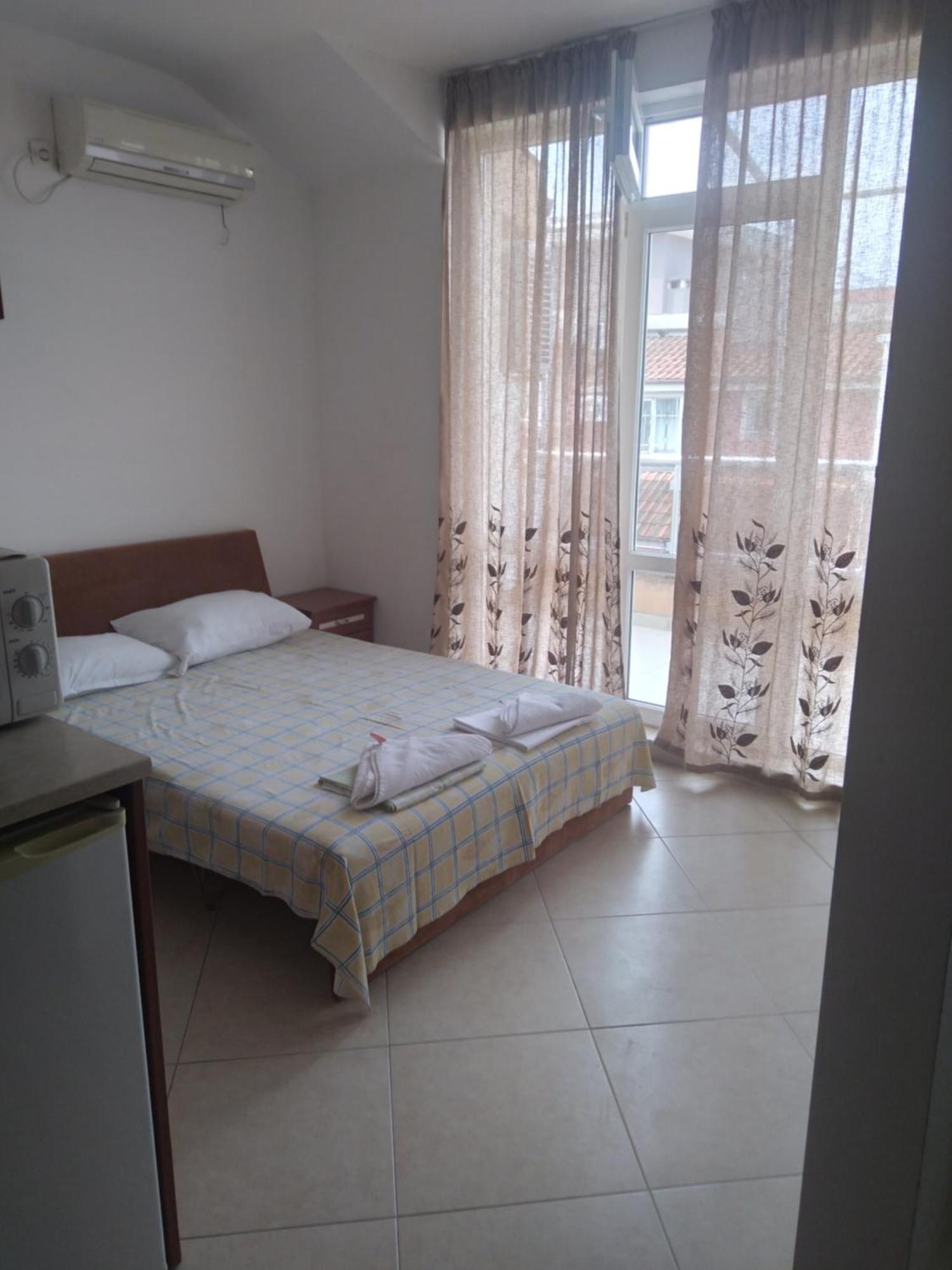 Apartments Dani เปาโมเรีย ภายนอก รูปภาพ