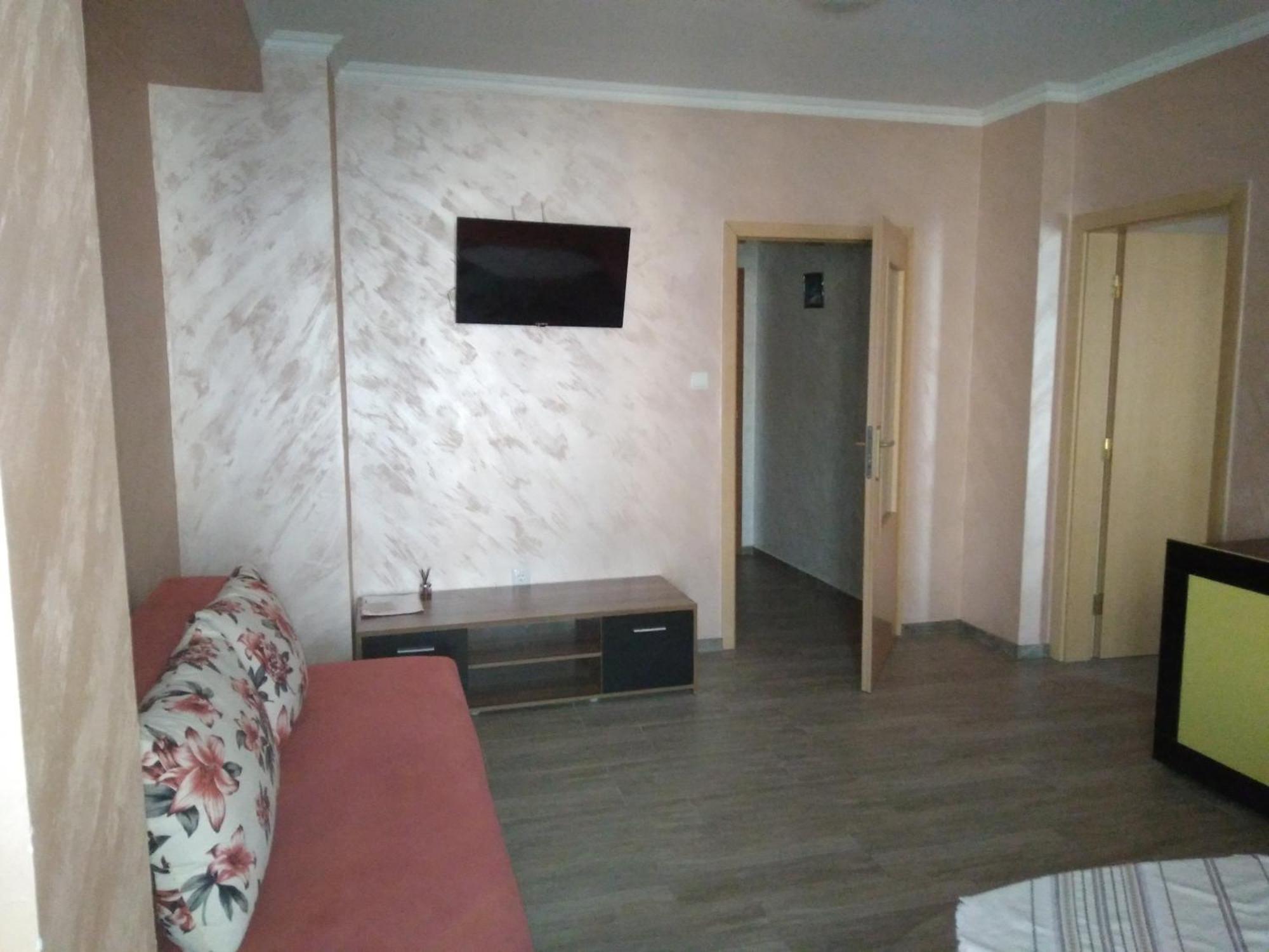 Apartments Dani เปาโมเรีย ภายนอก รูปภาพ